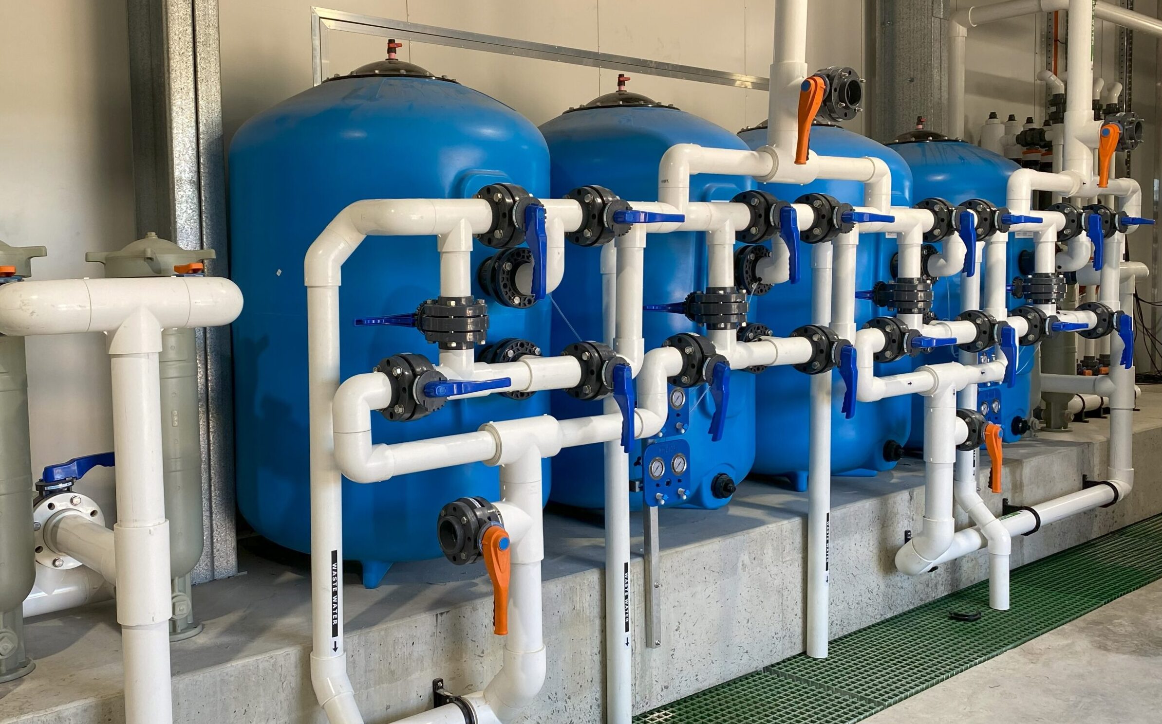 RAS mechanical filtration Pressurized sand filter aquaculture