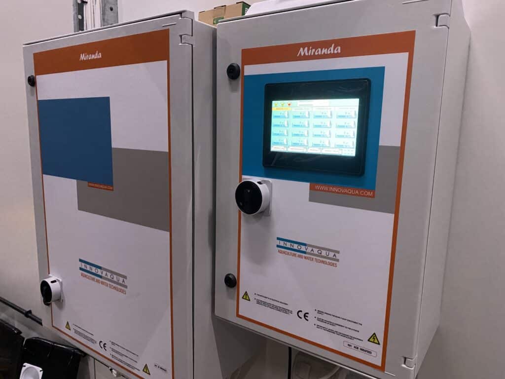 Fish Feeder automatic Control system